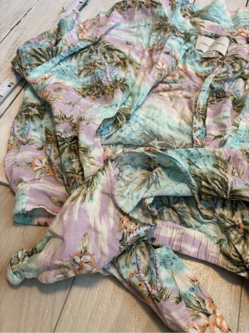 American Eagle Tie-Front Tropical Print Women's Top